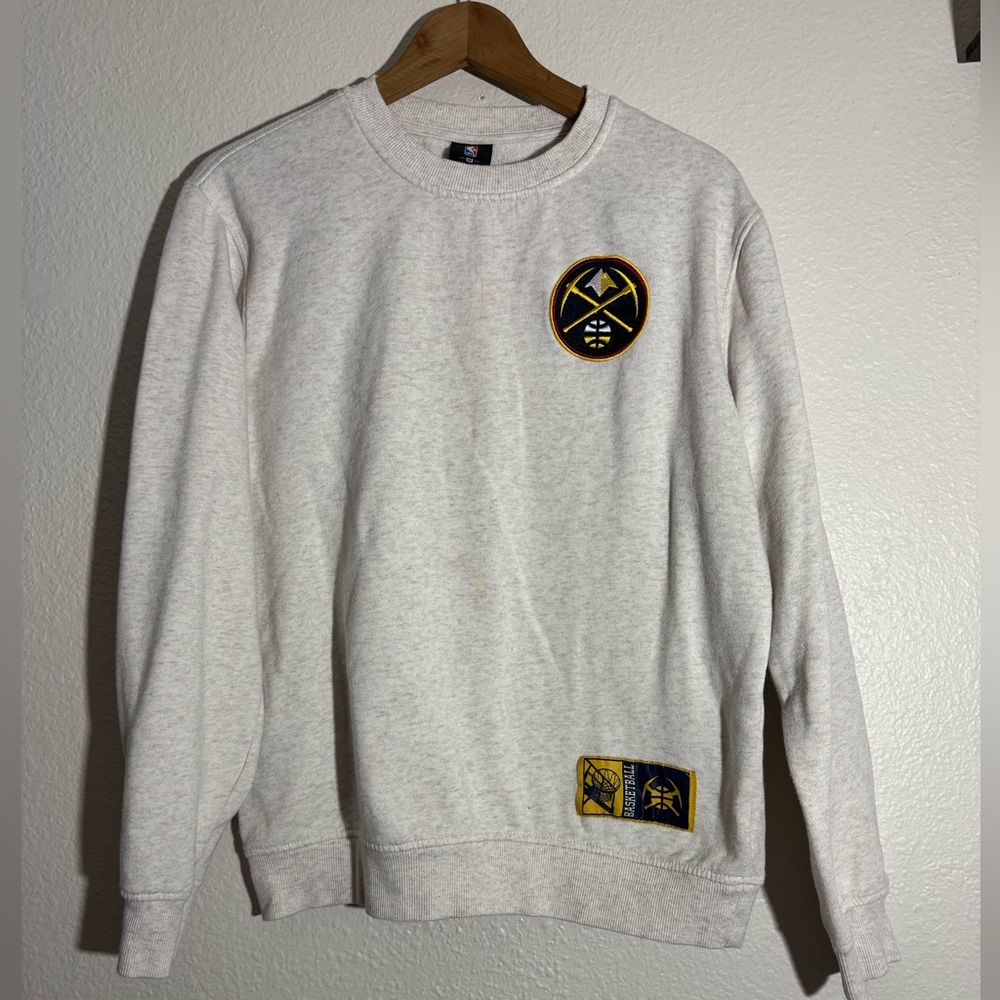Denver Nuggets Relevant Crew Sweatshirt – Men’s Size M